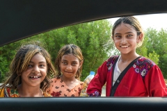 343-G-Beautiful-Afghan-children-displaced-from-Afghanistan