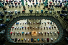792-G-Covid-Distance-prayer