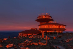 1283-G-Ogien-na-Sniezce