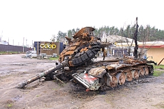 1330-G-Destroyed-Russian-tanks-near-Kiev
