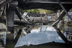 852-G-The-ruined-bridge-over-the-Irpin-River-near-Kyiv