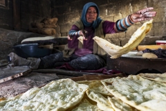979-G-Making-Lavash-Bread