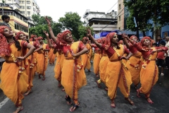 1097-G-Women-performers