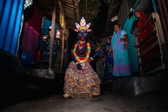 1376-G-Goddess-Walks-the-Alley-A-Slice-of-Rural-Devotion