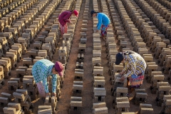 1546-G-Brick-Field-Workers