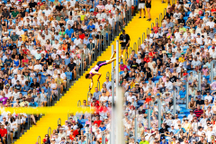 0007-L-Dancing-with-the-stairs