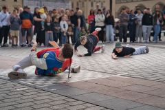 0048-G-Taniec-uliczny