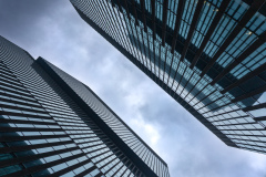 0096-G-Miedzy-niebem-a-szklem