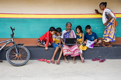 0221-G-When-Generations-Learn-Together